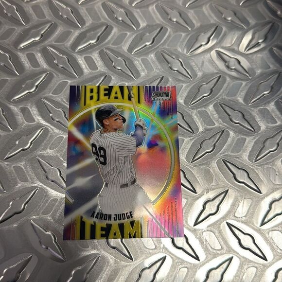 BT-12 Topps Stadium Club Chrome Beam Team Aaron Judge mint Condition - Picture 2 of 3